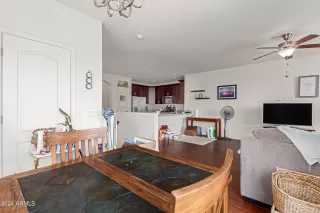 Photo #4: 6723328 Listing