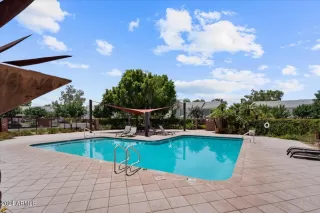 Photo #1: 6723633 Listing