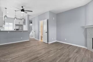 Photo #4: 6723633 Listing