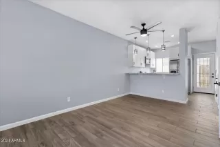 Photo #5: 6723633 Listing