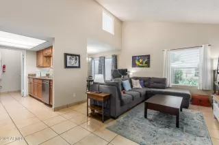 Photo #1: 6723699 Listing 