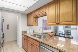 Photo #4: 6723699 Listing 