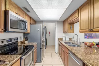 Photo #6: 6723699 Listing 