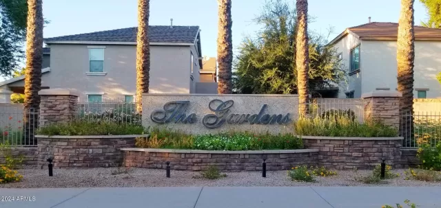 MLS: 6723702 Condo For Sale