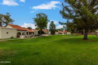 Photo #2: 6723967 Listing