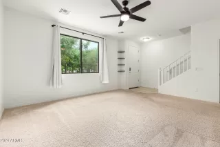 Photo #5: 6724263 Listing