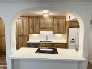 Photo #3: 6724286 Listing