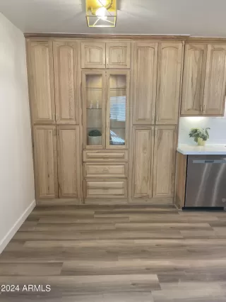 Photo #4: 6724286 Listing