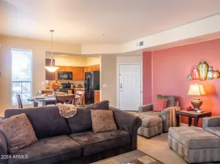 Photo #3: 6724356 Listing 