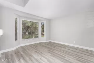 Photo #6: 6724474 Listing