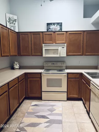 Photo #5: 6724560 Listing 