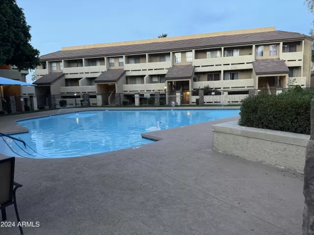 MLS: 6724824 Condo For Sale