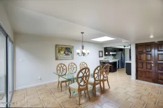 Photo #4: 6724867 Listing