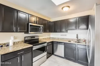 Photo #2: 6724948 Listing 