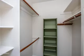 Photo #6: 6724952 Listing