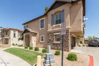 Photo #2: 6725038 Listing 