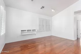 Photo #6: 6725038 Listing 