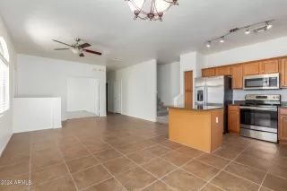 Photo #6: 6725148 Listing