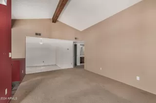 Photo #3: 6725334 Listing