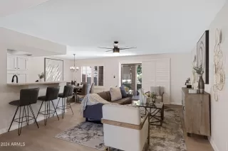 Photo #6: 6725766 Listing