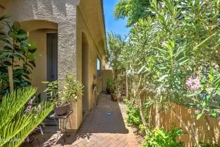 Photo #1: 6725851 Listing 