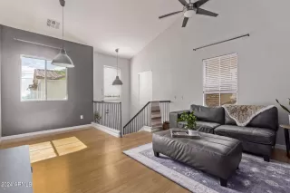 Photo #5: 6725865 Listing 