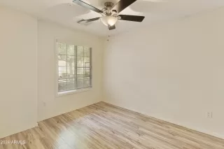 Photo #5: 6725906 Listing 