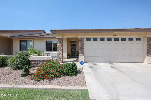 MLS: 6726290 Condo For Sale