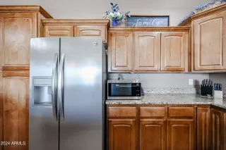 Photo #6: 6726290 Listing