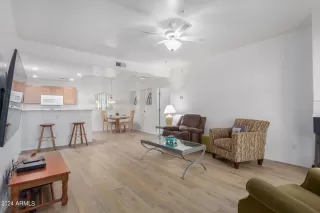 Photo #4: 6726562 Listing 