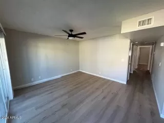 Photo #2: 6726652 Listing 