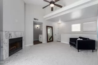 Photo #6: 6726840 Listing 