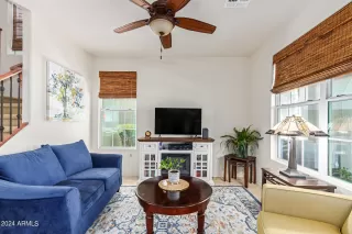 Photo #6: 6726939 Listing