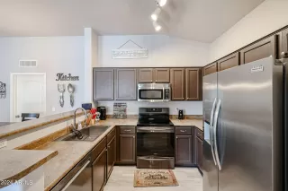 Photo #2: 6726970 Listing 