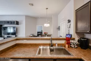 Photo #4: 6726970 Listing 