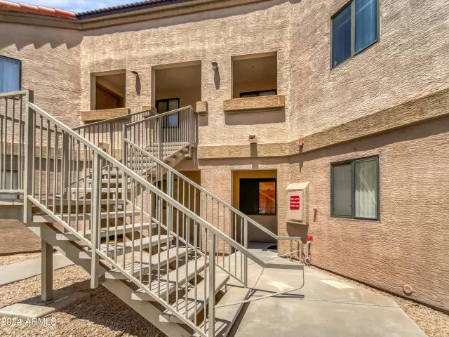 MLS: 6726987 Condo For Sale