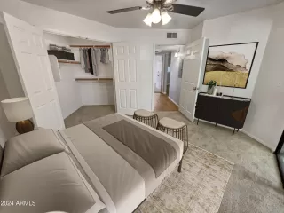 Photo #3: 6726987 Listing