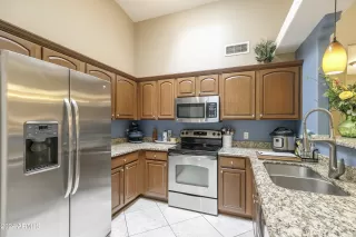 Photo #3: 6727086 Listing 