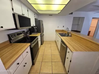 Photo #5: 6727132 Listing 