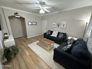 Photo #4: 6727331 Listing