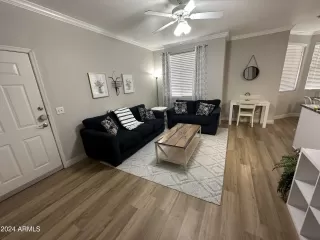 Photo #5: 6727331 Listing