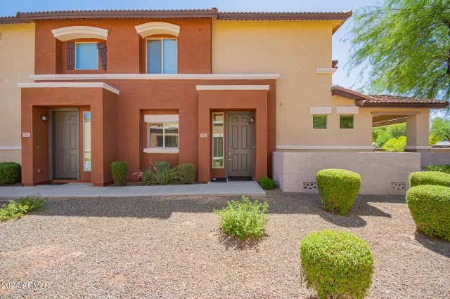 MLS: 6727553 Condo For Sale