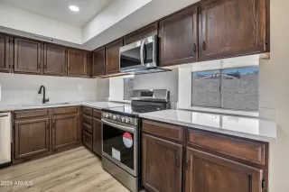 Photo #4: 6727572 Listing 