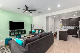 Photo #3: 6727641 Listing 