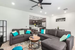 Photo #5: 6727641 Listing 