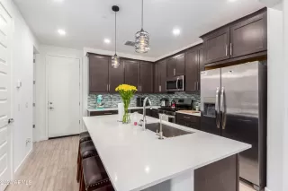 Photo #6: 6727641 Listing 