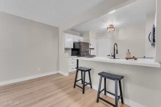 Photo #6: 6727982 Listing