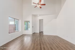 Photo #5: 6728044 Listing