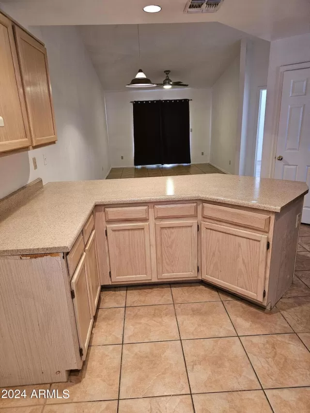 MLS: 6728082 Condo For Sale