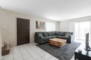 Photo #1: 6728090 Listing